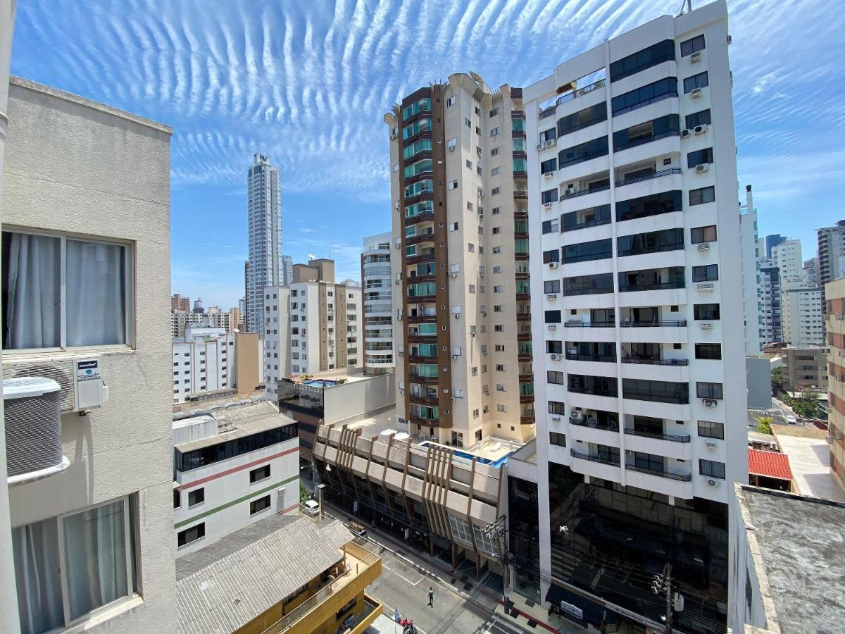 Jgd94 - Ao Lado Do Calcadao, Climatizado, Wi-Fi Leilighet Balneário Camboriú Eksteriør bilde